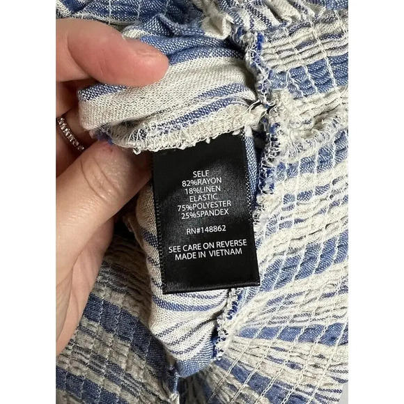 Torrid Off-Shoulder Puff Sleeve Crop Top Linen Blend Blue & White Plus Size 5 Wm - Picture 6 of 7